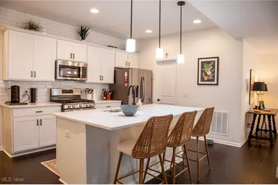 1362 Maple Grove Lane, Uniontown, OH 44685 - Photo 5