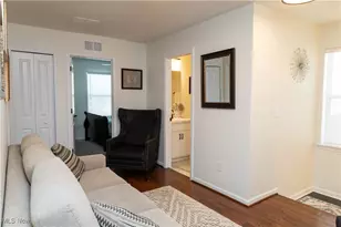 1362 Maple Grove Ln, Uniontown, OH 44685 - Photo 9