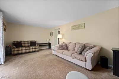 132 S Main Street #B10, Munroe Falls, OH 44262 - Photo 17