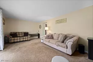 132 S Main St, Munroe Falls, OH 44262 - Photo 17