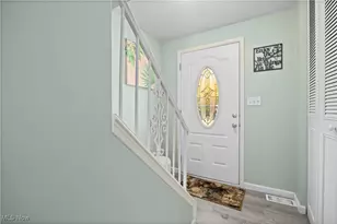 132 S Main St, Munroe Falls, OH 44262 - Photo 5