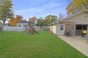 424 Monroe St, Port Clinton, OH 43452 - Photo 35