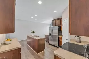 1482 Barrymore Ln, Wadsworth, OH 44281 - Photo 3