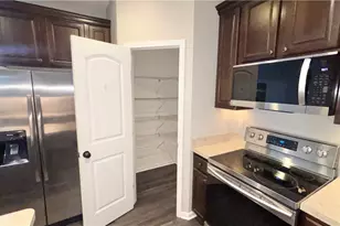 1482 Barrymore Ln, Wadsworth, OH 44281 - Photo 7