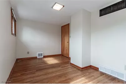 306 E 323rd Street, Willowick, OH 44095 - Photo 19