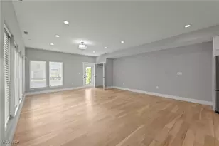 1961 W 47th St, Loveland, OH 44102 - Photo 13