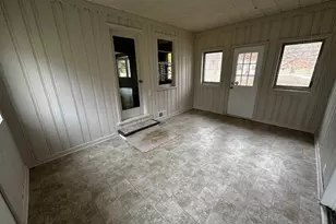 10488 Dewhurst Rd, Elyria, OH 44035 - Photo 7