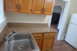 103 E Boston Ave, Youngstown, OH 44507 - Photo 9