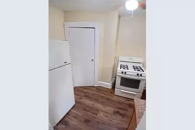 103 E Boston Avenue, Youngstown, OH 44507 - Photo 11