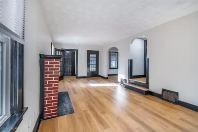 849 Glenn Street, Akron, OH 44320 - Photo 5