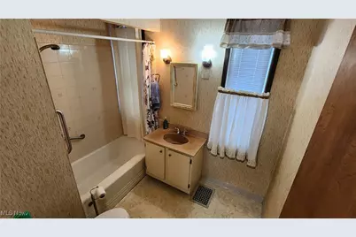 3609 E 46th Street, Loveland, OH 44105 - Photo 7