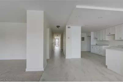 2 Bratenahl Place #2D, Bratenahl, OH 44108 - Photo 11