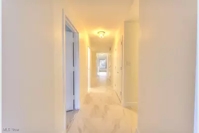 2 Bratenahl Place #2D, Bratenahl, OH 44108 - Photo 5