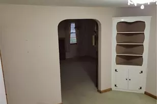 2219 Rowland Ave NE, Canton, OH 44714 - Photo 5