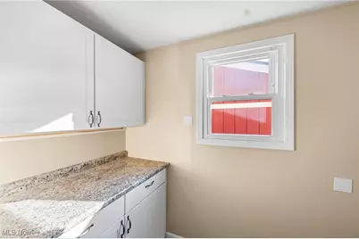 2027 Treadway Avenue, Loveland, OH 44109 - Photo 17