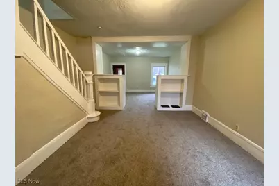 459 Wooster Road N, Barberton, OH 44203 - Photo 3