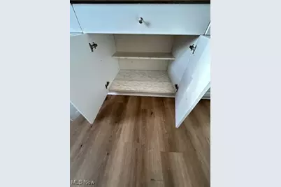 459 Wooster Road N, Barberton, OH 44203 - Photo 11