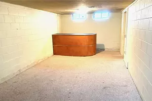 935 Ravine Dr, Cleveland Heights, OH 44112 - Photo 3