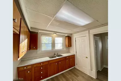 581 Schiller Avenue #1, Akron, OH 44310 - Photo 7