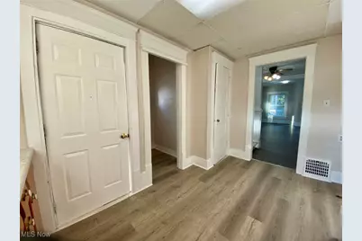 581 Schiller Avenue #1, Akron, OH 44310 - Photo 5