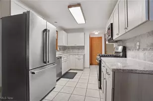 36 Hilltop Blvd, Canfield, OH 44406 - Photo 7