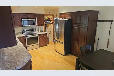 1070 Central Avenue, Bellaire, OH 43906 - Photo 5