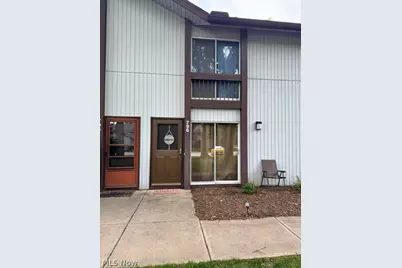 796 Pipes Court #1604, Sagamore Hills, OH 44067 - Photo 1