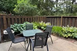 796 Pipes Ct, Sagamore Hills, OH 44067 - Photo 23