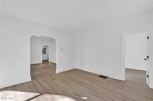 2002 Valentine Ave, Loveland, OH 44109 - Photo 5