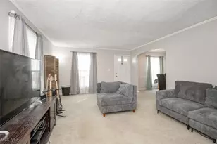 242 Monroe Ave, Cuyahoga Falls, OH 44221 - Photo 3