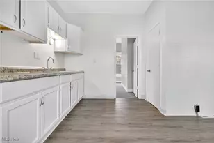 17620 St Clair Ave., Loveland, OH 44110 - Photo 35