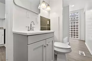 17620 St Clair Ave., Loveland, OH 44110 - Photo 31