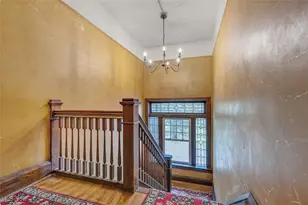 2257 Grandview Ave, Cleveland Heights, OH 44106 - Photo 3