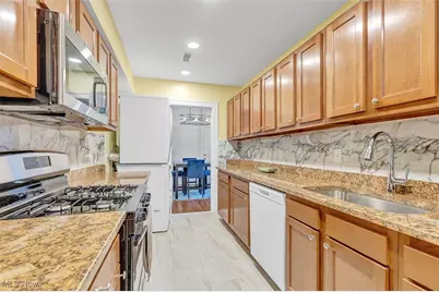 2257 Grandview Avenue #3, Cleveland Heights, OH 44106 - Photo 19