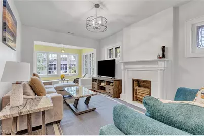 2257 Grandview Avenue #3, Cleveland Heights, OH 44106 - Photo 5