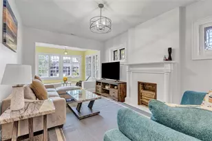 2257 Grandview Ave, Cleveland Heights, OH 44106 - Photo 5