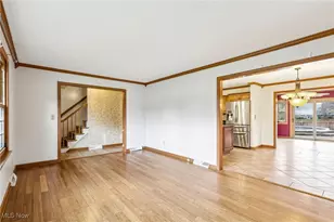 1470 Turnberry Dr, Youngstown, OH 44512 - Photo 9