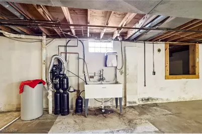 1470 Turnberry Drive, Youngstown, OH 44512 - Photo 33