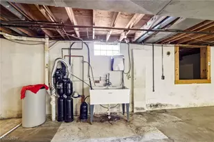 1470 Turnberry Dr, Youngstown, OH 44512 - Photo 33