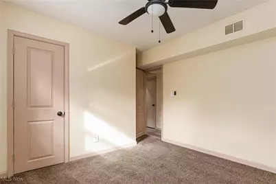 724 Garden Road, Zanesville, OH 43701 - Photo 11