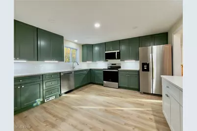 8285 Munson Road, Mentor, OH 44060 - Photo 11