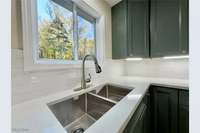 8285 Munson Road, Mentor, OH 44060 - Photo 13