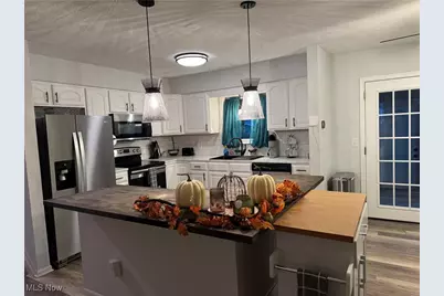 2713 Smith Road, Fairlawn, OH 44333 - Photo 3