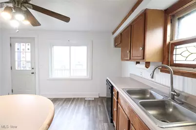 112 Brooklyn Avenue, Creston, OH 44217 - Photo 5