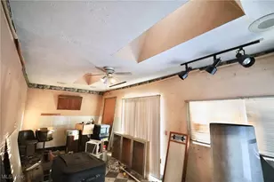 112 Brooklyn Ave, Creston, OH 44217 - Photo 33