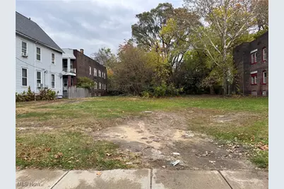 2211 E 71st Street, Loveland, OH 44103 - Photo 1