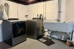 935 Ridge Rd NW, Canton, OH 44703 - Photo 27