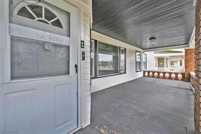 3234 Euclid Heights Boulevard #Upper, Cleveland Heights, OH 44118 - Photo 5