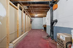 2929 Carie Hill Cir NW, Massillon, OH 44646 - Photo 39