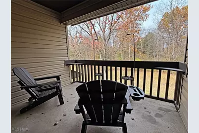 6340 Greenwood Parkway #405, Sagamore Hills, OH 44067 - Photo 9